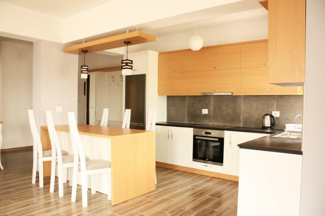 Alexandra'S Apartments Sarandë エクステリア 写真