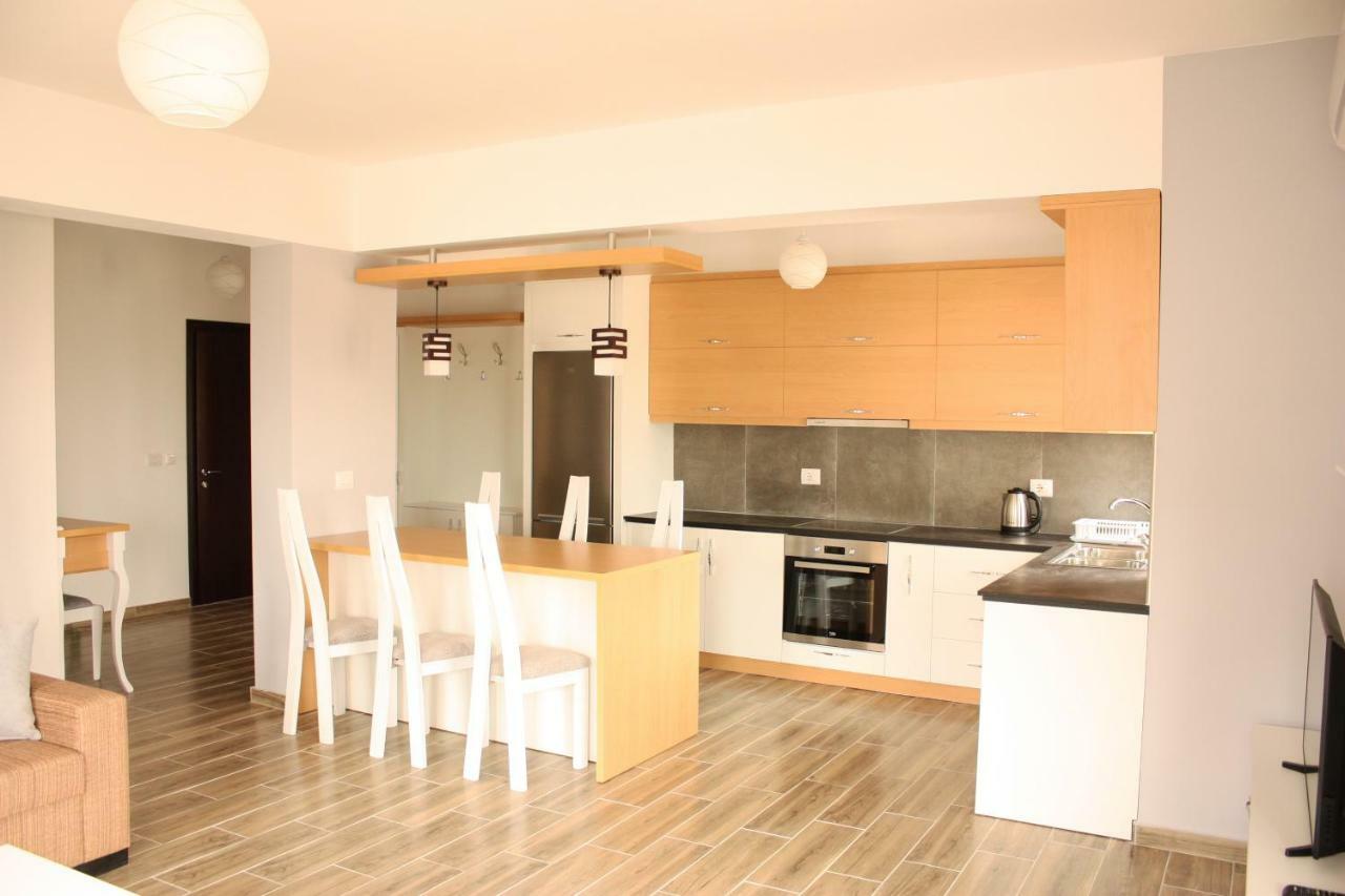 Alexandra'S Apartments Sarandë エクステリア 写真