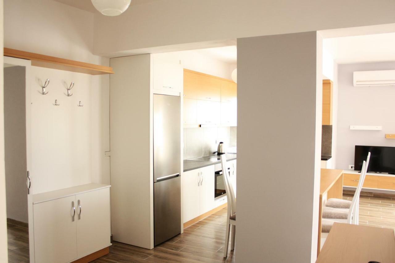 Alexandra'S Apartments Sarandë エクステリア 写真